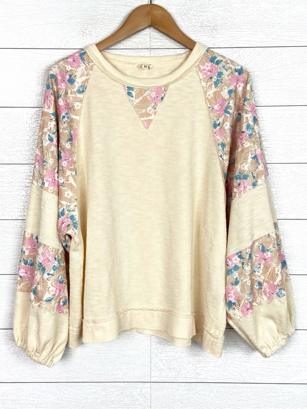 POL Oversized Floral Print Balloon Sleeve Knit Top Cream Pink Blue Medium Boho